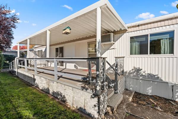 355 Colver RD #UNIT 27, Talent, OR 97540