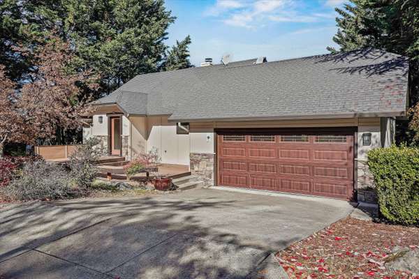 4427 San Juan DR, Medford, OR 97504