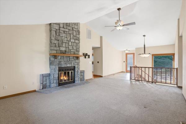 4427 San Juan DR, Medford, OR 97504