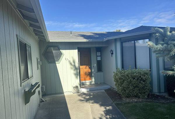 1710 Brownell AVE, Grants Pass, OR 97526