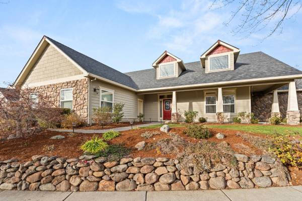 2161 Duncan DR, Medford, OR 97504