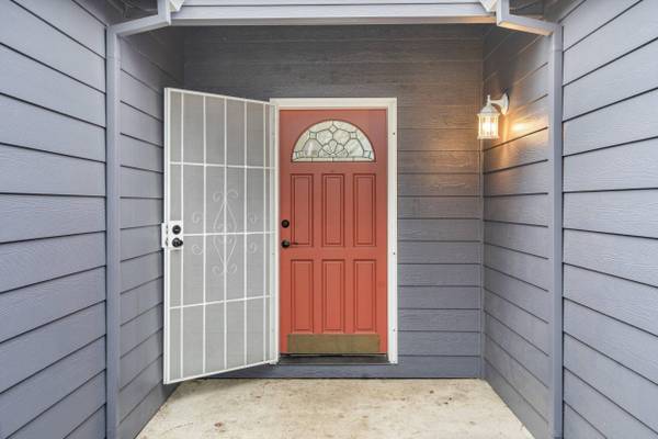 1642 Hollyhock DR, Medford, OR 97504