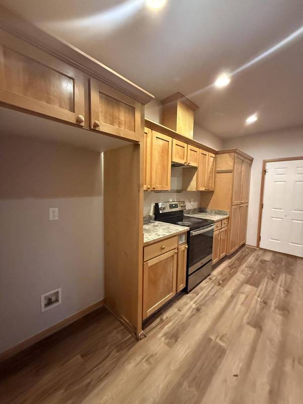 834 Isherwood DR, Central Point, OR 97502