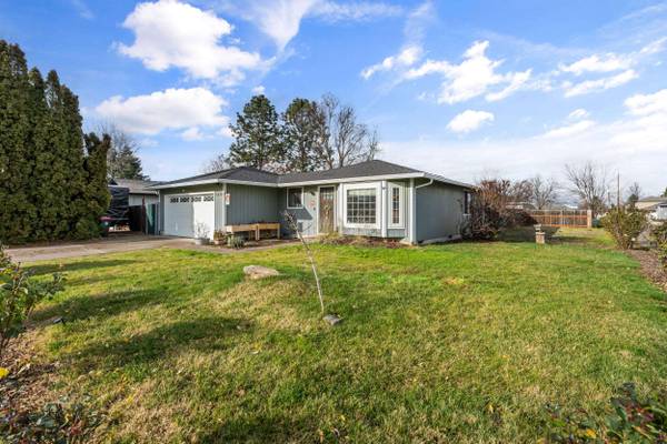 1426 Timothy ST, Central Point, OR 97502