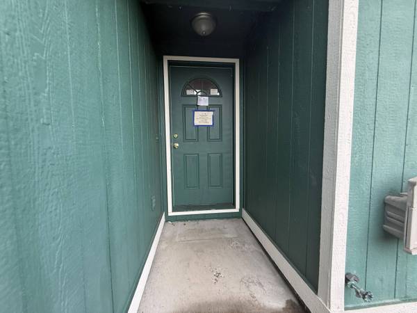 250 Tierra CIR, Eagle Point, OR 97524