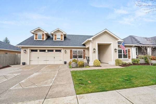 3767 Sunleaf AVE, Medford, OR 97504