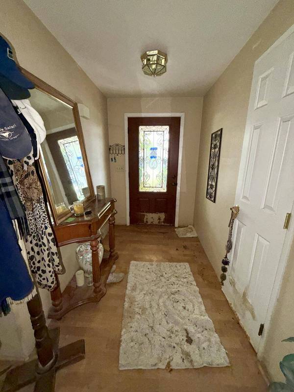 445 Midway RD, Medford, OR 97501