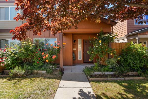 7665 24th ST, White City, OR 97503