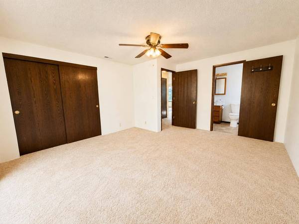 734 Brookside CIR, Rogue River, OR 97537