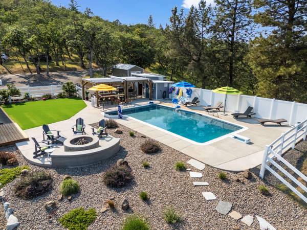 4855 Pioneer RD, Medford, OR 97501