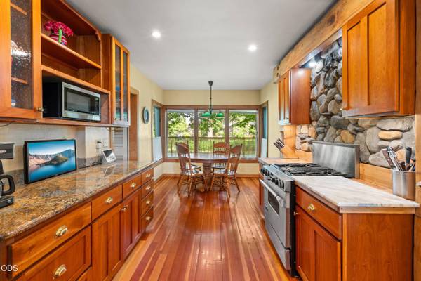 158 Renault AVE, Medford, OR 97501