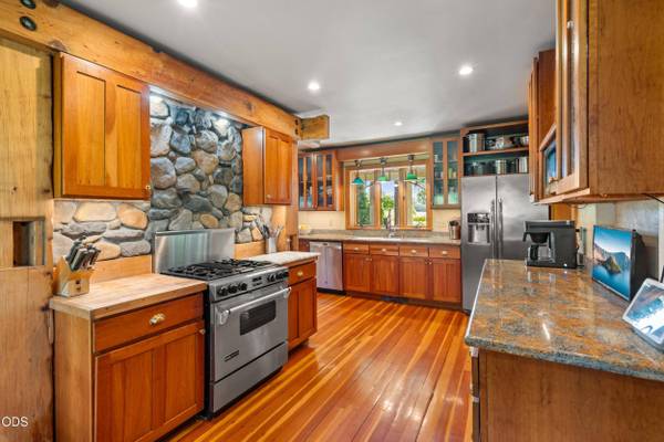 158 Renault AVE, Medford, OR 97501
