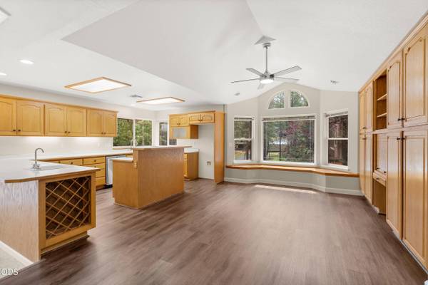 580 Ragsdale RD, Trail, OR 97541