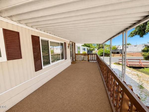 301 Freeman RD #UNIT 56, Central Point, OR 97502