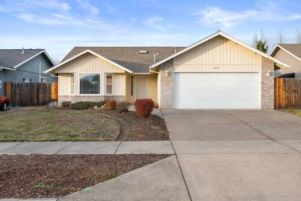 1629 Husker Butte LN