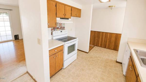 7875 Gladstone AVE, White City, OR 97503