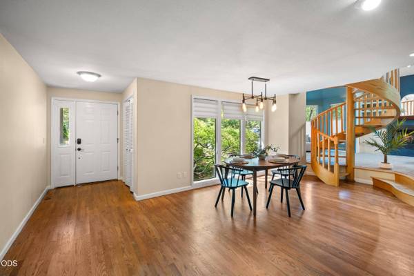 2995 Nova DR, Ashland, OR 97520