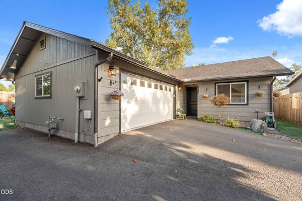 2186 Lower River RD