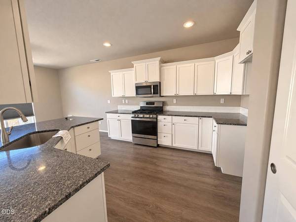 3523 Carlin DR, Medford, OR 97504