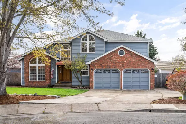 294 Tiffany AVE, Central Point, OR 97502