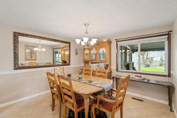 5045 Crestwood AVE, Central Point, OR 97502