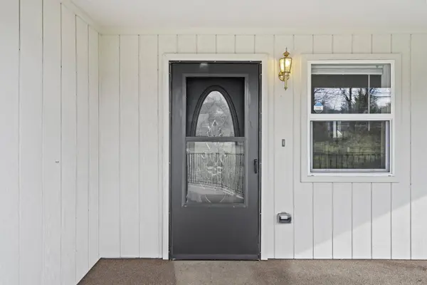 22292 Highway 62, Shady Cove, OR 97539