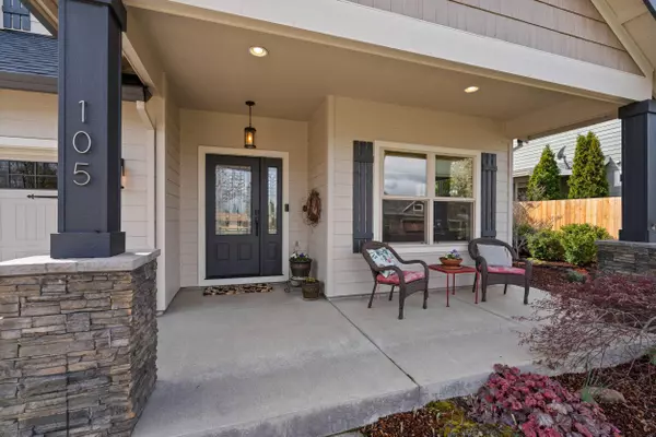 105 Huntley LN, Phoenix, OR 97535