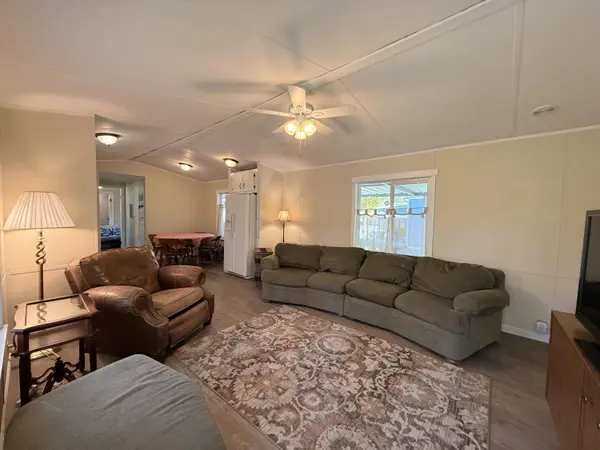 20 Brophy WAY #UNIT 2, Shady Cove, OR 97539