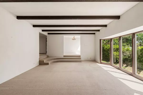 305 Groveland AVE, Medford, OR 97504