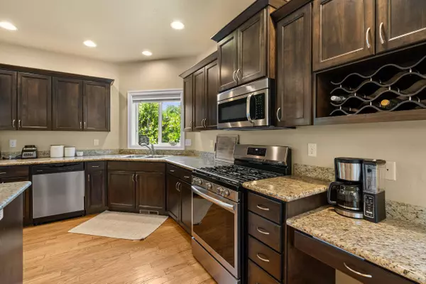 3611 Jerome LN, Medford, OR 97504