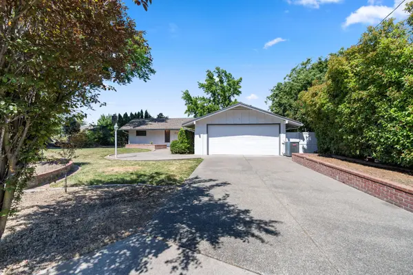 2457 Edgemont DR, Medford, OR 97504