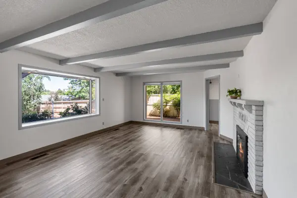 2457 Edgemont DR, Medford, OR 97504