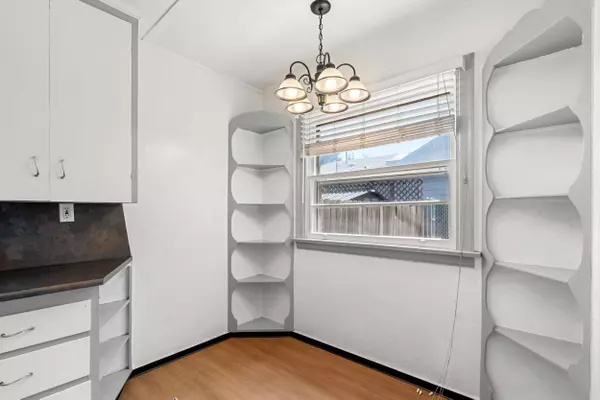 1411 Playford LN, Grants Pass, OR 97527