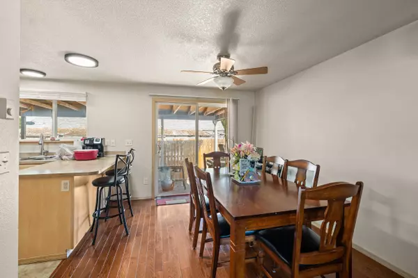 400 5th ST, Phoenix, OR 97535