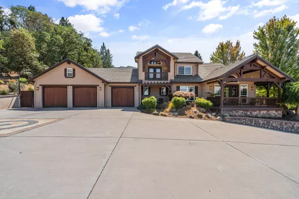 115 Wells Fargo DR, Jacksonville, OR 97530