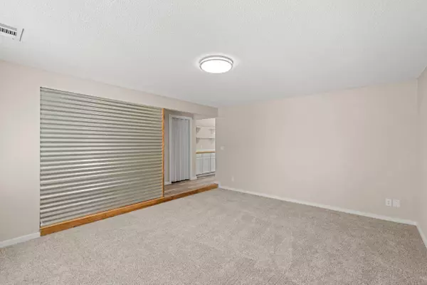 209 Donna WAY, Central Point, OR 97502