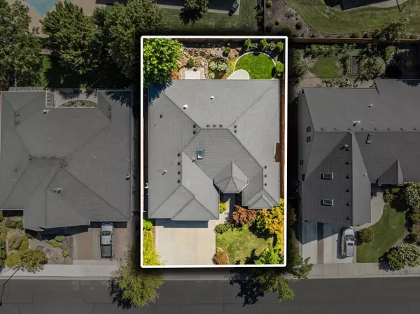 162 Bellerive DR, Eagle Point, OR 97524