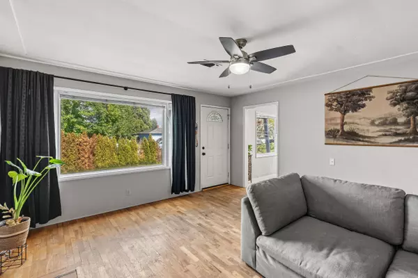 1217 Murray AVE, Medford, OR 97501