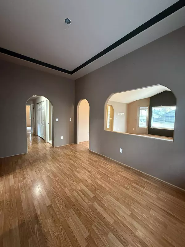 1629 Husker Butte LN, Medford, OR 97504