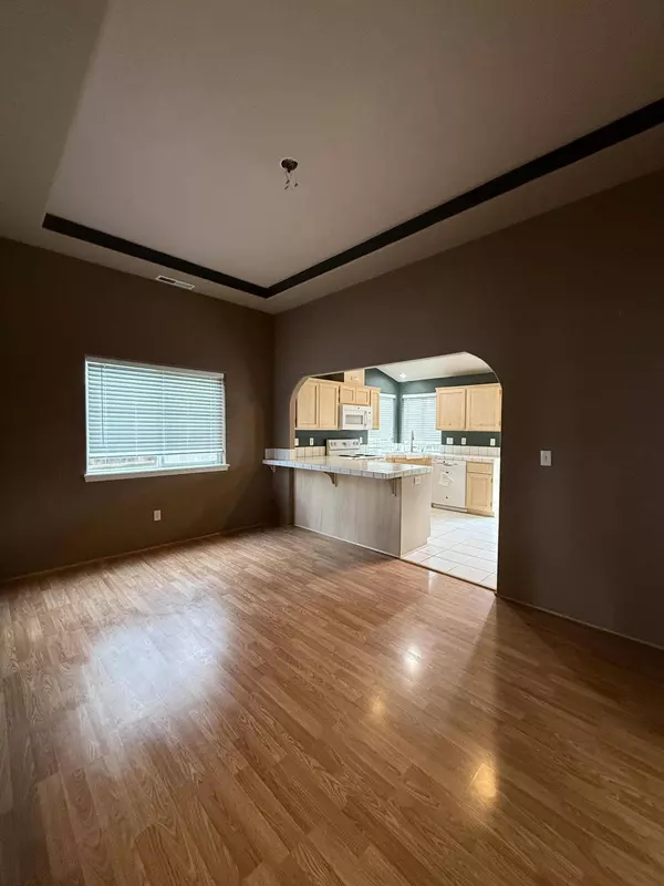 1629 Husker Butte LN, Medford, OR 97504