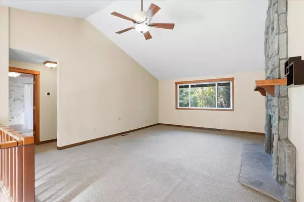 4427 San Juan DR, Medford, OR 97504