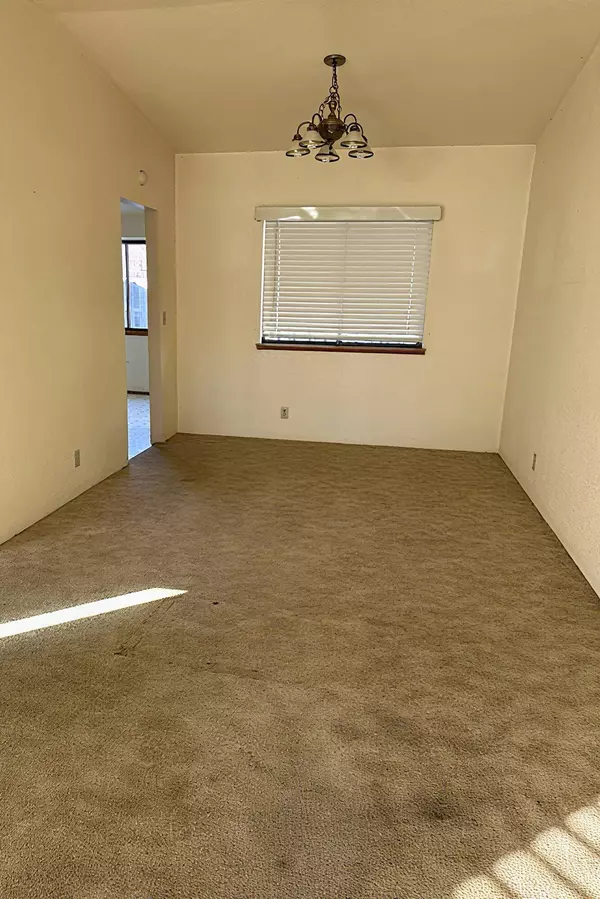 1710 Brownell AVE, Grants Pass, OR 97526