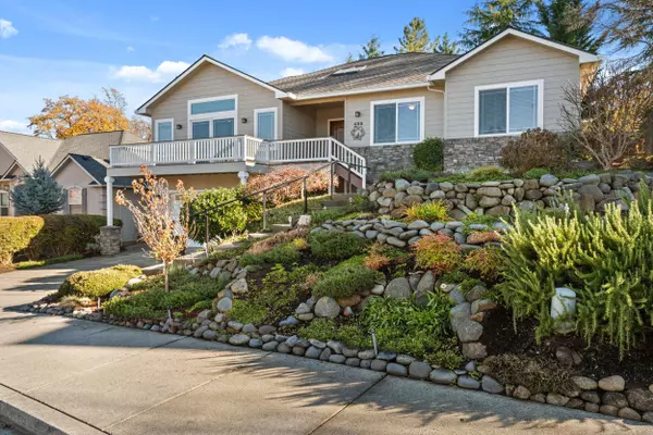 488 Quail Run, Eagle Point, OR 97524