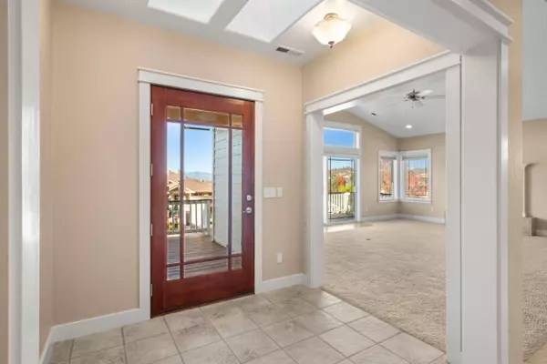 488 Quail Run, Eagle Point, OR 97524