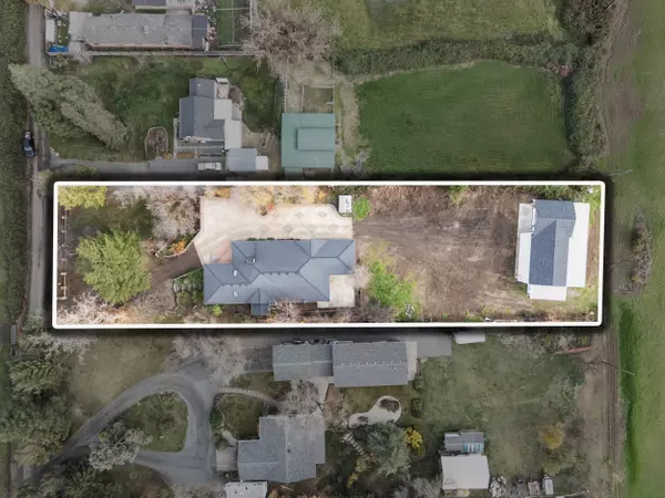 1924 Myers LN, Medford, OR 97501