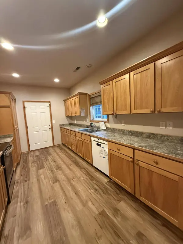 834 Isherwood DR, Central Point, OR 97502