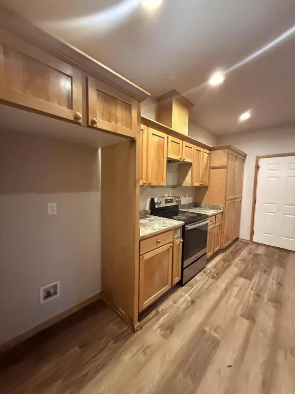 834 Isherwood DR, Central Point, OR 97502