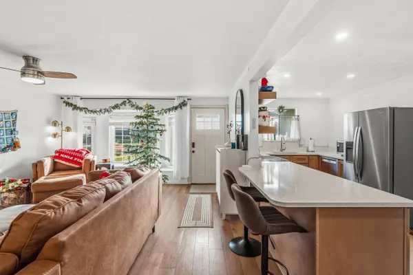 1426 Timothy ST, Central Point, OR 97502