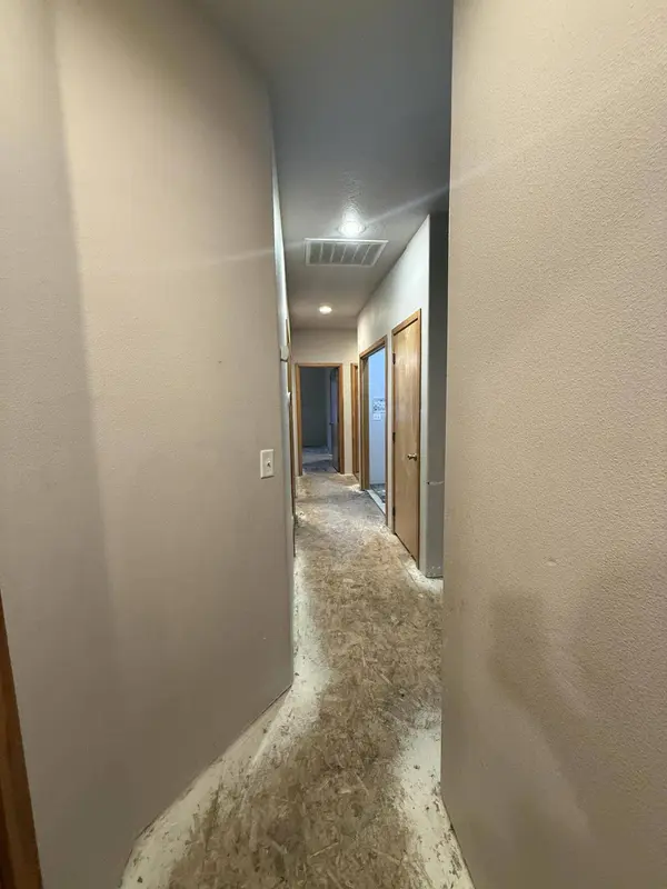 834 Isherwood DR, Central Point, OR 97502