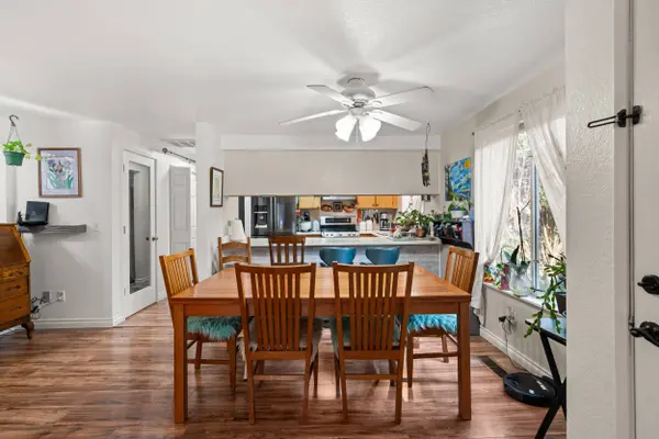 3093 Paul CIR, Medford, OR 97504